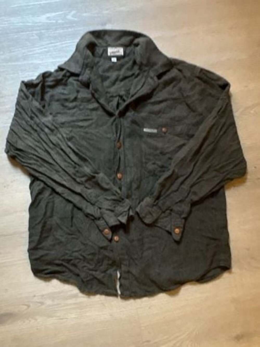 90s Vintage Guess Army Green/Gray Men's Long Sleeve Button-Up Shirt